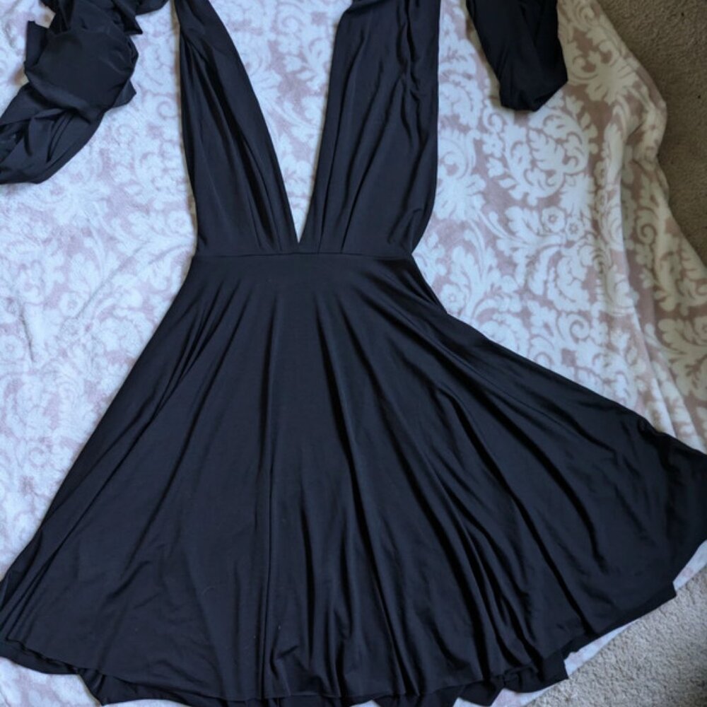 Black Von Vonni Transformer Dress